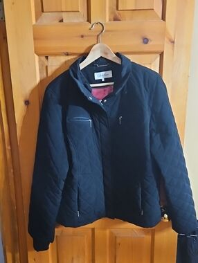 Calvin Klein Quilted Black Puffer Jacket with Pink Lining